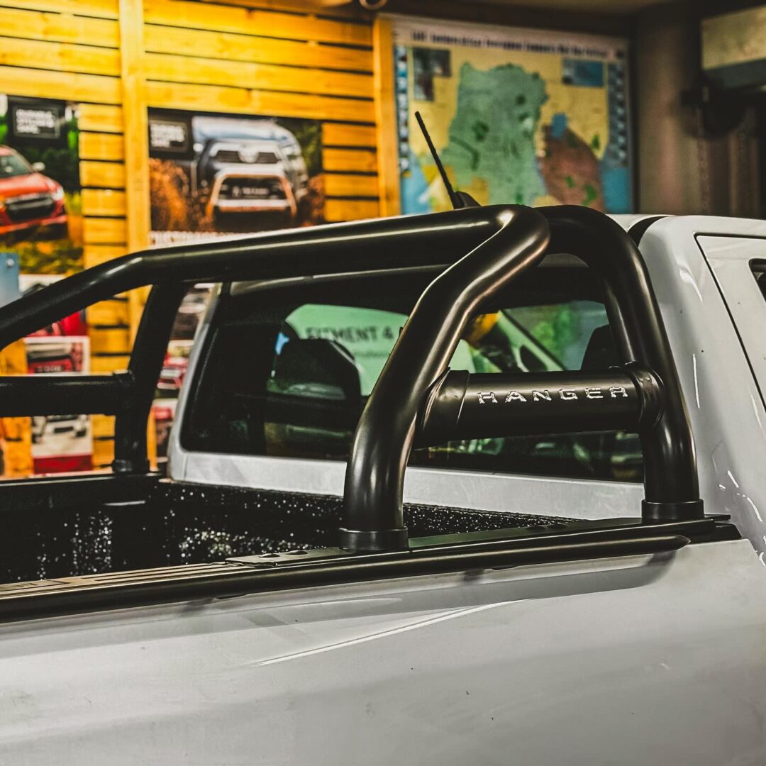 Ford Ranger Next-Gen Sports Bar x Oval Side Tubes Black–Fits Single Cab Only (Fits with Securi-Lid and OEM Tonneau Cover)